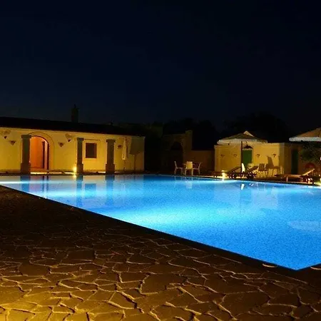 Tenuta Masseria & Chicco Rizzo *